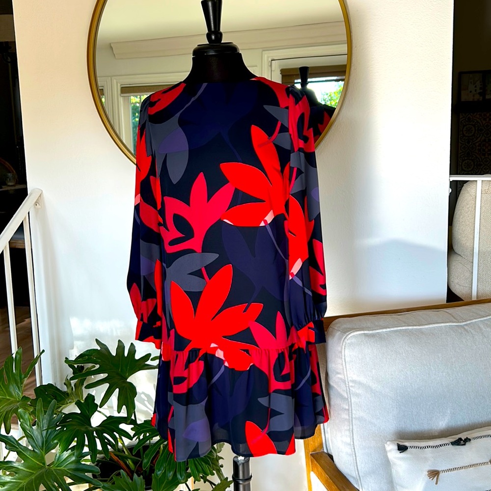 Pristine condition Ann Taylor Loft fun dress